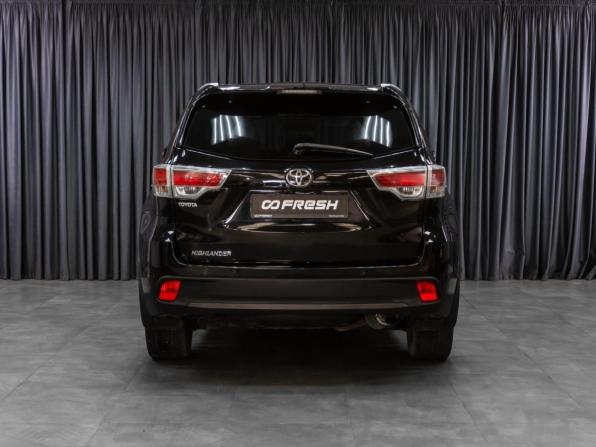 Toyota Highlander III (XU50) с пробегом 2013 года, цена 2 839 000 рублей, 229904 км, внедорожник, Автокод Объявления