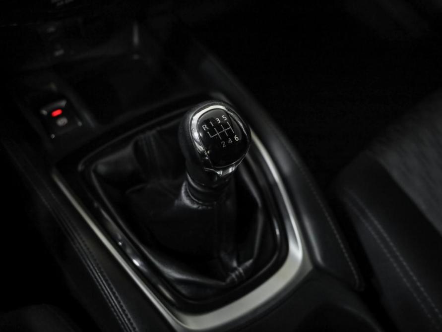 Nissan X-Trail III Рестайлинг Санкт-Петербург  - изображение 19