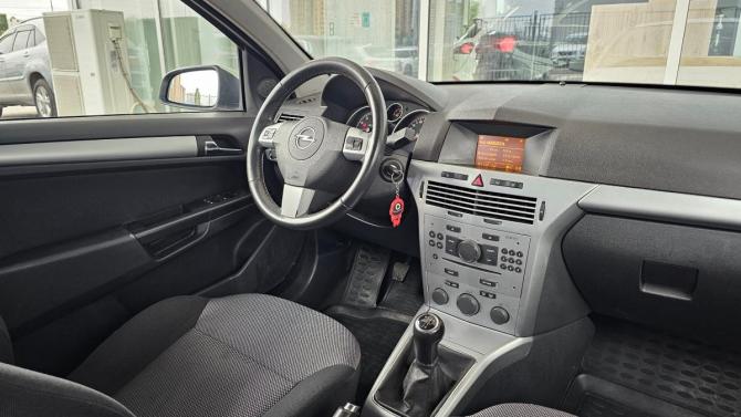 Opel Astra H Рестайлинг с пробегом 2011 года, цена 469 000 рублей, 203000 км, хэтчбек, Автокод Объявления