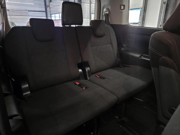 Toyota Esquire I с пробегом 2015 года, цена 1 790 000 рублей, 126284 км, минивэн, Автокод Объявления