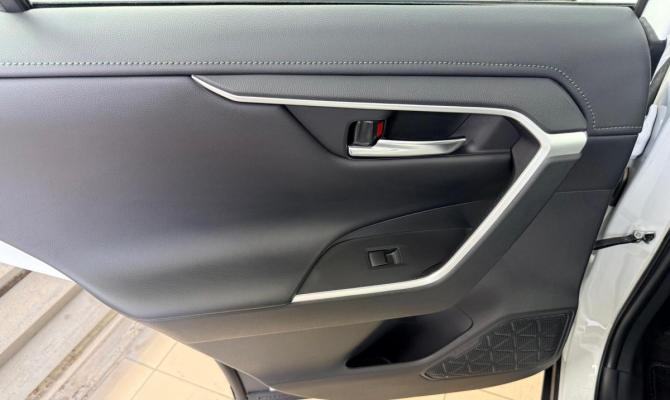 Toyota RAV4 VI (XA60) с пробегом 2025 года, цена 4 475 000 рублей, 10 км, внедорожник, Автокод Объявления