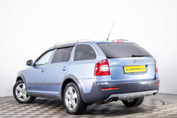 Skoda Octavia II (A5) с пробегом 2010 года, цена 929 000 рублей, 308000 км, универсал, Автокод Объявления