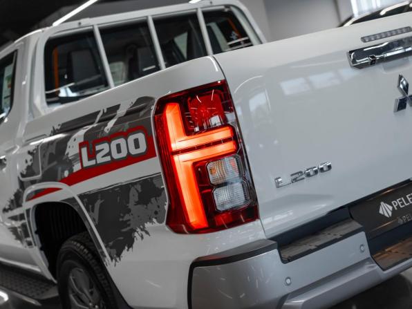 Mitsubishi L200 VI с пробегом 2025 года, цена 5 300 000 рублей, 50 км, пикап, Автокод Объявления