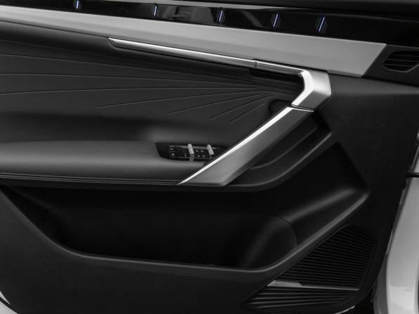 Geely Atlas II с пробегом 2024 года, цена 3 220 000 рублей, 7988 км, внедорожник, Автокод Объявления