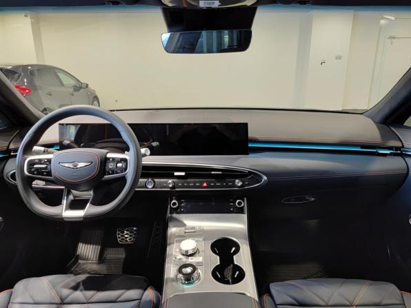 Genesis GV70 I Рестайлинг с пробегом 2024 года, цена 7 170 000 рублей, 1237 км, внедорожник, Автокод Объявления