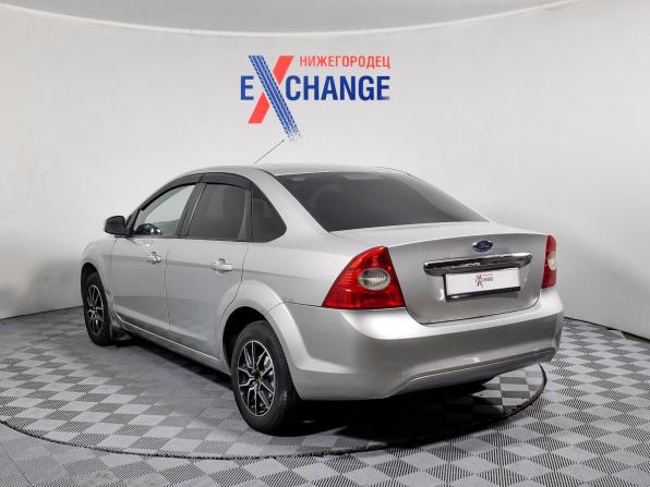 Ford Focus II Рестайлинг с пробегом 2008 года, цена 369 000 рублей, 339500 км, седан, Автокод Объявления