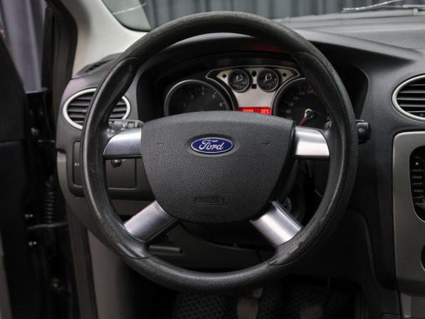 Ford Focus II Рестайлинг с пробегом 2008 года, цена 419 000 рублей, 299000 км, седан, Автокод Объявления
