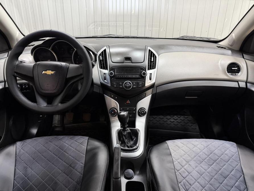 Chevrolet Cruze I Рестайлинг Магнитогорск  - изображение 9