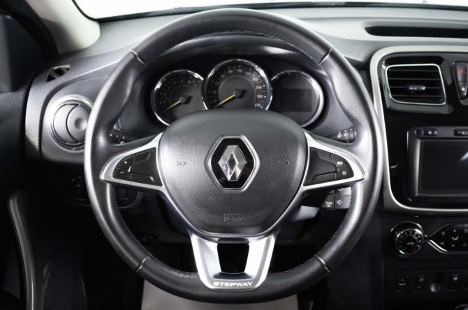 Renault Sandero II Рестайлинг с пробегом 2020 года, цена 1 619 000 рублей, 55893 км, хэтчбек, Автокод Объявления