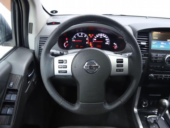 Nissan Pathfinder III Рестайлинг с пробегом 2011 года, цена 1 490 000 рублей, 238053 км, внедорожник, Автокод Объявления