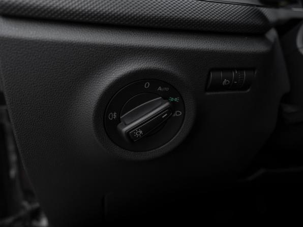 Volkswagen Polo VI с пробегом 2021 года, цена 1 580 000 рублей, 72725 км, лифтбек, Автокод Объявления