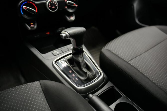Kia Rio IV Рестайлинг с пробегом 2021 года, цена 1 339 000 рублей, 216010 км, седан, Автокод Объявления