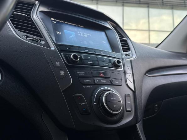 Hyundai Santa Fe III Рестайлинг с пробегом 2016 года, цена 1 750 000 рублей, 187161 км, внедорожник, Автокод Объявления