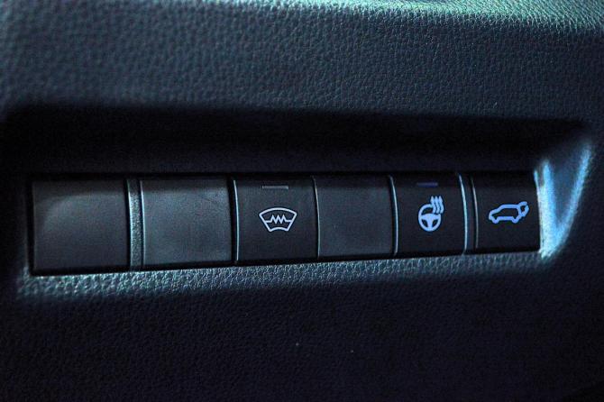 Toyota RAV4 V (XA50) с пробегом 2021 года, цена 3 349 000 рублей, 76500 км, внедорожник, Автокод Объявления