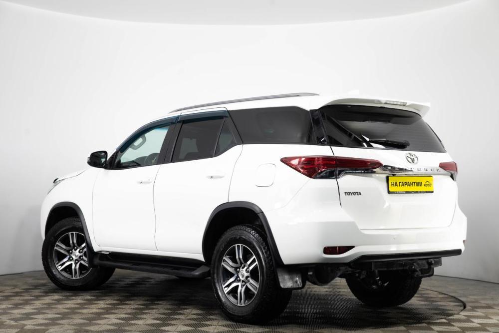 Toyota Fortuner II Пермь  - изображение 7