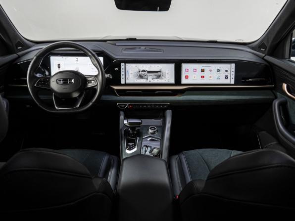 Geely Monjaro I с пробегом 2023 года, цена 3 270 000 рублей, 49498 км, внедорожник, Автокод Объявления