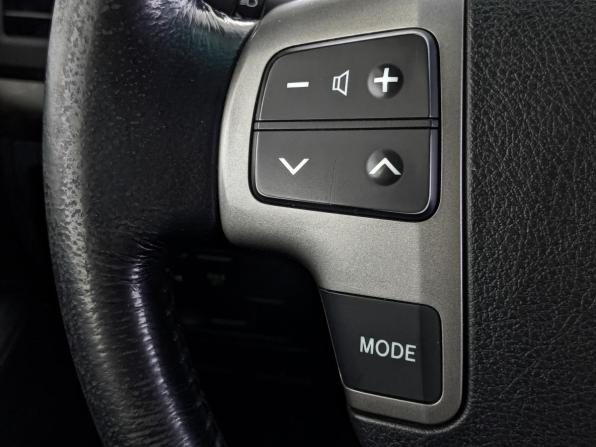 Toyota Land Cruiser 200 Series с пробегом 2011 года, цена 2 880 000 рублей, 291786 км, внедорожник, Автокод Объявления