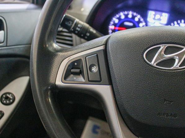 Hyundai Solaris I Рестайлинг с пробегом 2014 года, цена 730 400 рублей, 254935 км, седан, Автокод Объявления