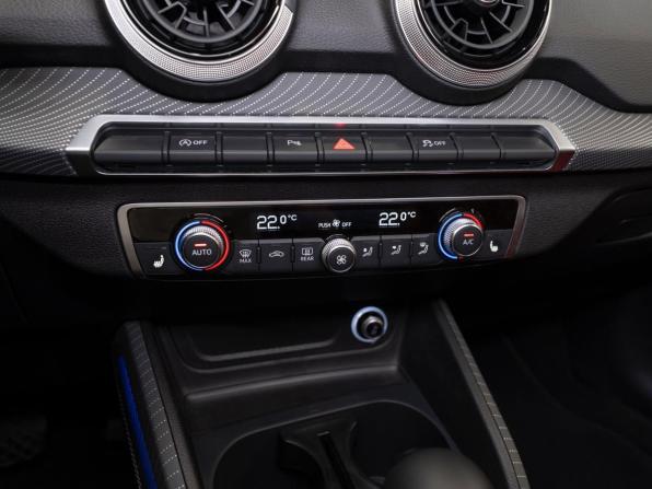 Audi Q2 I Рестайлинг с пробегом 2025 года, цена 3 750 000 рублей, 35 км, внедорожник, Автокод Объявления
