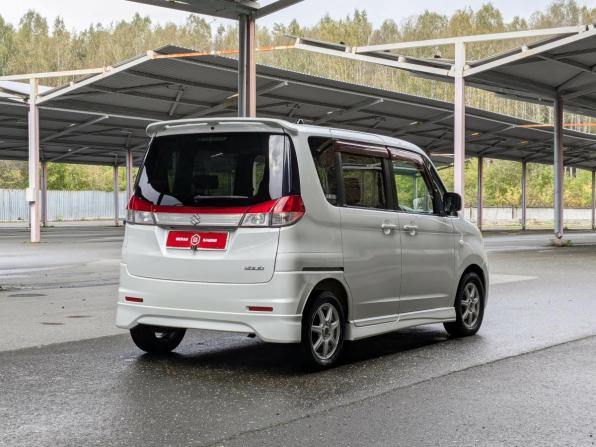 Suzuki Solio II с пробегом 2011 года, цена 799 900 рублей, 124500 км, минивэн, Автокод Объявления