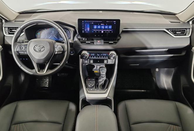 Toyota RAV4 VI (XA60) с пробегом 2025 года, цена 4 990 000 рублей, 7716 км, внедорожник, Автокод Объявления