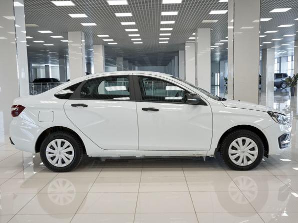 Lada (ВАЗ) Vesta I Рестайлинг (NG) с пробегом 2024 года, цена 1 099 000 рублей, 32415 км, седан, Автокод Объявления
