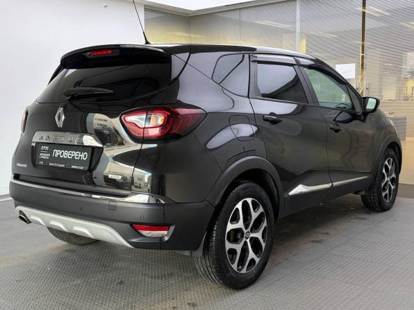 Renault Kaptur I с пробегом 2018 года, цена 1 499 000 рублей, 141000 км, внедорожник, Автокод Объявления