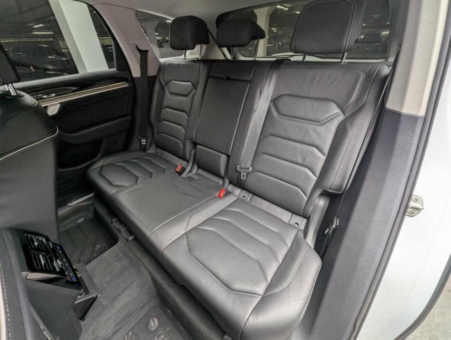 Volkswagen Touareg III Москва  - изображение 8