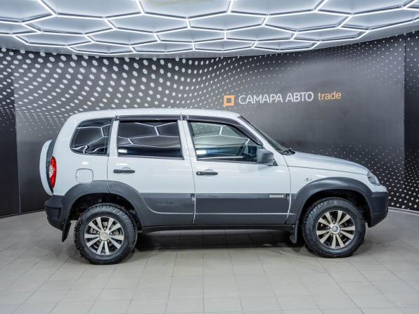 Chevrolet Niva I Рестайлинг с пробегом 2016 года, цена 594 000 рублей, 115905 км, внедорожник, Автокод Объявления