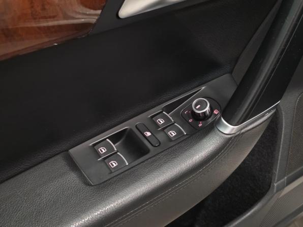 Volkswagen Passat B7 с пробегом 2012 года, цена 1 375 000 рублей, 153686 км, седан, Автокод Объявления