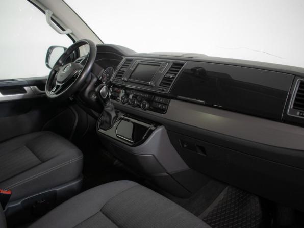 Volkswagen Multivan T6 с пробегом 2017 года, цена 4 155 000 рублей, 75903 км, минивэн, Автокод Объявления
