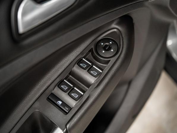 Ford Kuga II с пробегом 2015 года, цена 1 300 000 рублей, 158000 км, внедорожник, Автокод Объявления
