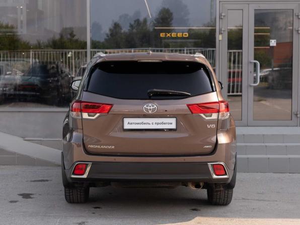 Toyota Highlander III (XU50) Рестайлинг с пробегом 2018 года, цена 2 850 000 рублей, 267347 км, внедорожник, Автокод Объявления