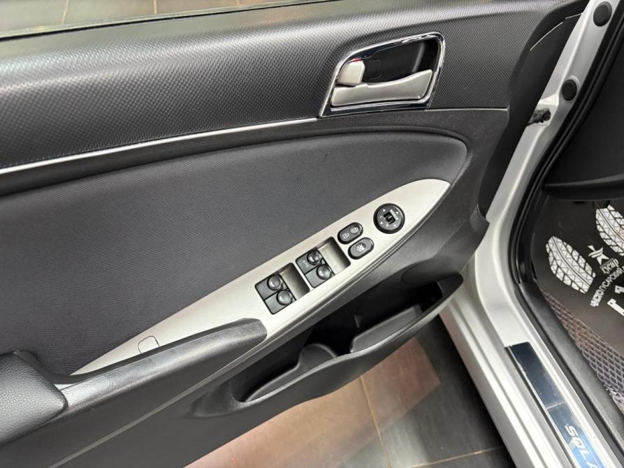 Hyundai Solaris I Рестайлинг Киров  - изображение 8