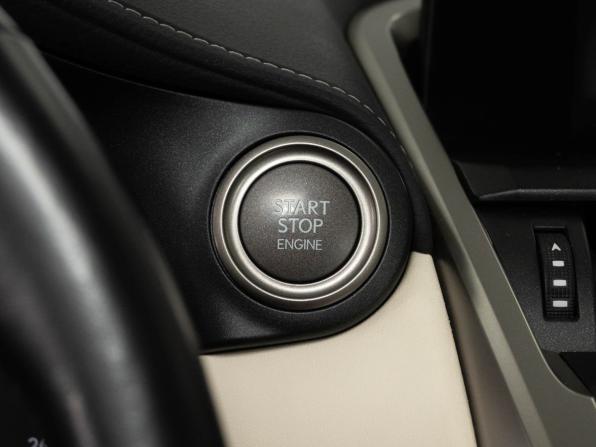 Lexus NX I Рестайлинг с пробегом 2020 года, цена 4 400 000 рублей, 25598 км, внедорожник, Автокод Объявления