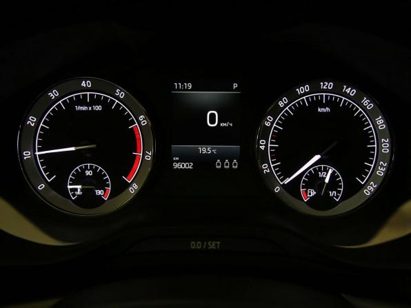 Skoda Karoq I с пробегом 2021 года, цена 2 390 000 рублей, 95000 км, внедорожник, Автокод Объявления