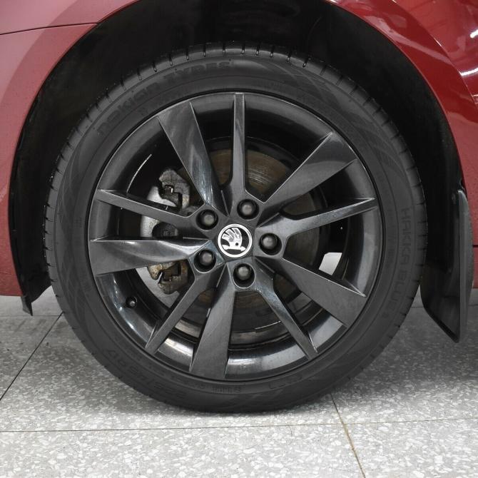 Skoda Octavia III (A7) Рестайлинг Москва  - изображение 14