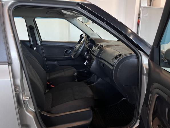 Skoda Fabia II Рестайлинг с пробегом 2013 года, цена 548 000 рублей, 172305 км, хэтчбек, Автокод Объявления