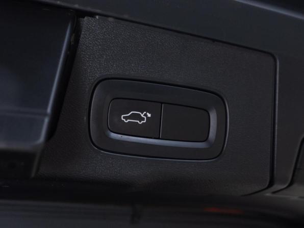 Volvo XC60 II с пробегом 2018 года, цена 3 949 000 рублей, 45225 км, внедорожник, Автокод Объявления