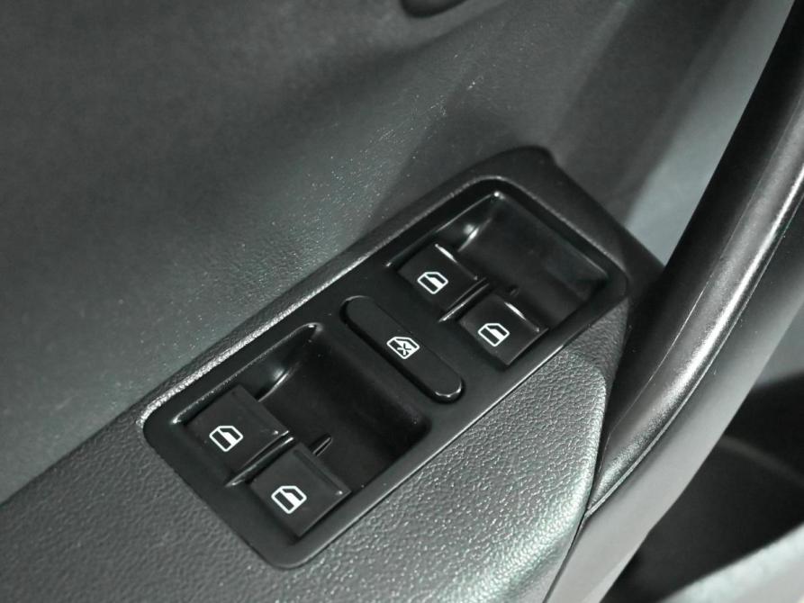 Volkswagen Polo V Рестайлинг Екатеринбург  - изображение 14