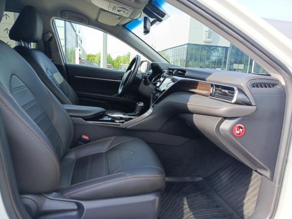 Toyota Camry VIII (XV70) с пробегом 2019 года, цена 2 790 000 рублей, 131304 км, седан, Автокод Объявления