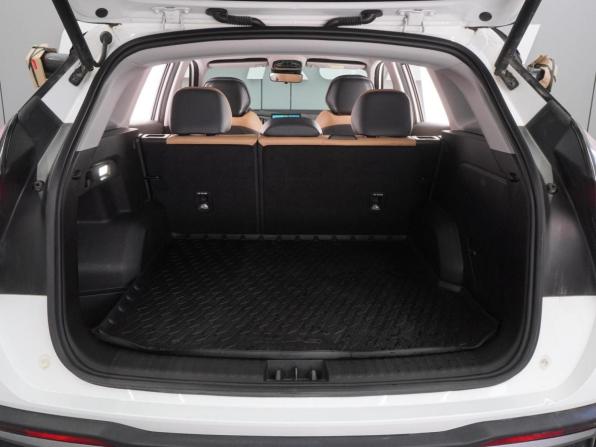 Geely Atlas II с пробегом 2023 года, цена 2 570 000 рублей, 26619 км, внедорожник, Автокод Объявления