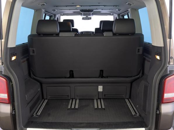 Volkswagen Multivan T5 Рестайлинг с пробегом 2012 года, цена 2 750 000 рублей, 122609 км, минивэн, Автокод Объявления