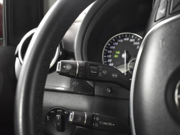 Mercedes-Benz B-Класс II (W246) с пробегом 2012 года, цена 1 045 900 рублей, 124037 км, хэтчбек, Автокод Объявления