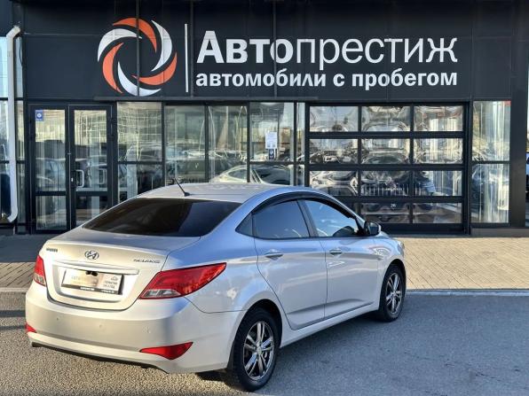 Hyundai Solaris I Рестайлинг с пробегом 2015 года, цена 698 000 рублей, 232245 км, седан, Автокод Объявления