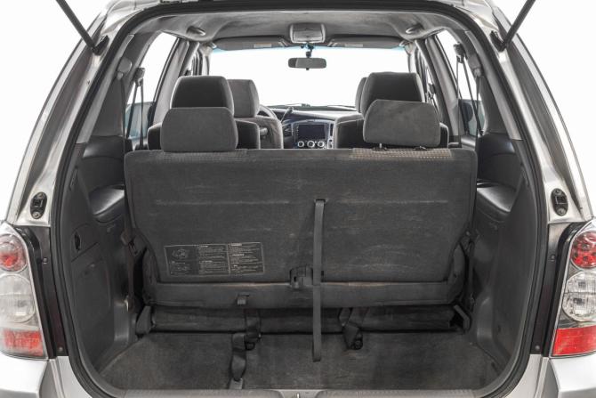 Mazda MPV II (LW) Рестайлинг с пробегом 2005 года, цена 719 000 рублей, 412000 км, компактвэн, Автокод Объявления