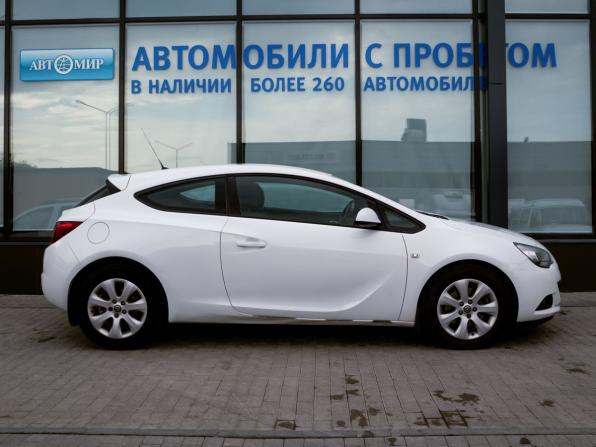 Opel Astra J Рестайлинг с пробегом 2014 года, цена 799 000 рублей, 207225 км, седан, Автокод Объявления