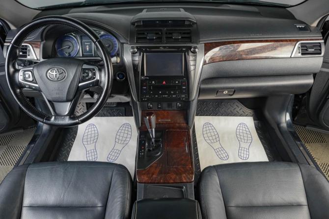 Toyota Camry VII (XV50) Рестайлинг с пробегом 2015 года, цена 1 799 000 рублей, 240106 км, седан, Автокод Объявления