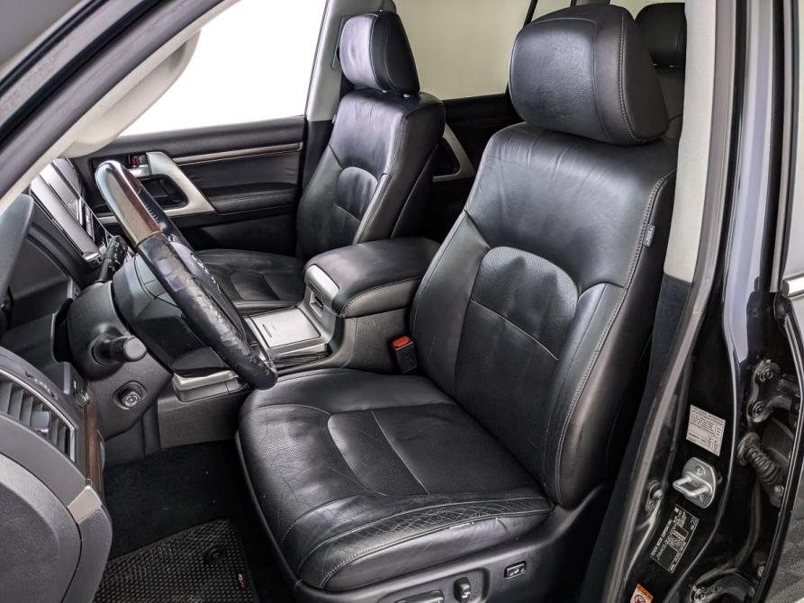 Toyota Land Cruiser 200 Series Рестайлинг 2 Москва  - изображение 20