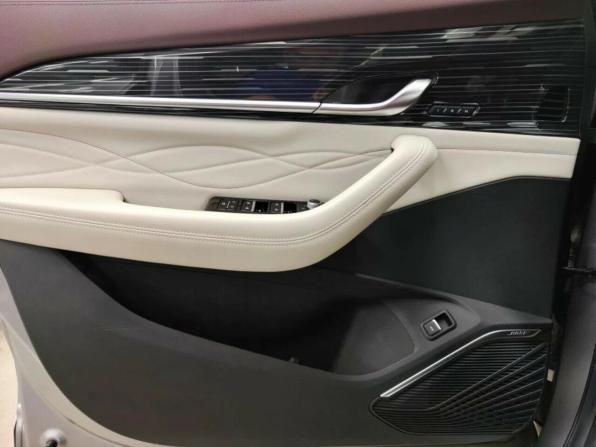 Geely Monjaro I с пробегом 2023 года, цена 3 320 000 рублей, 50286 км, внедорожник, Автокод Объявления